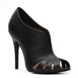 Zigi Soho Vegan Leather Cutout Bootie, Sz 7.5